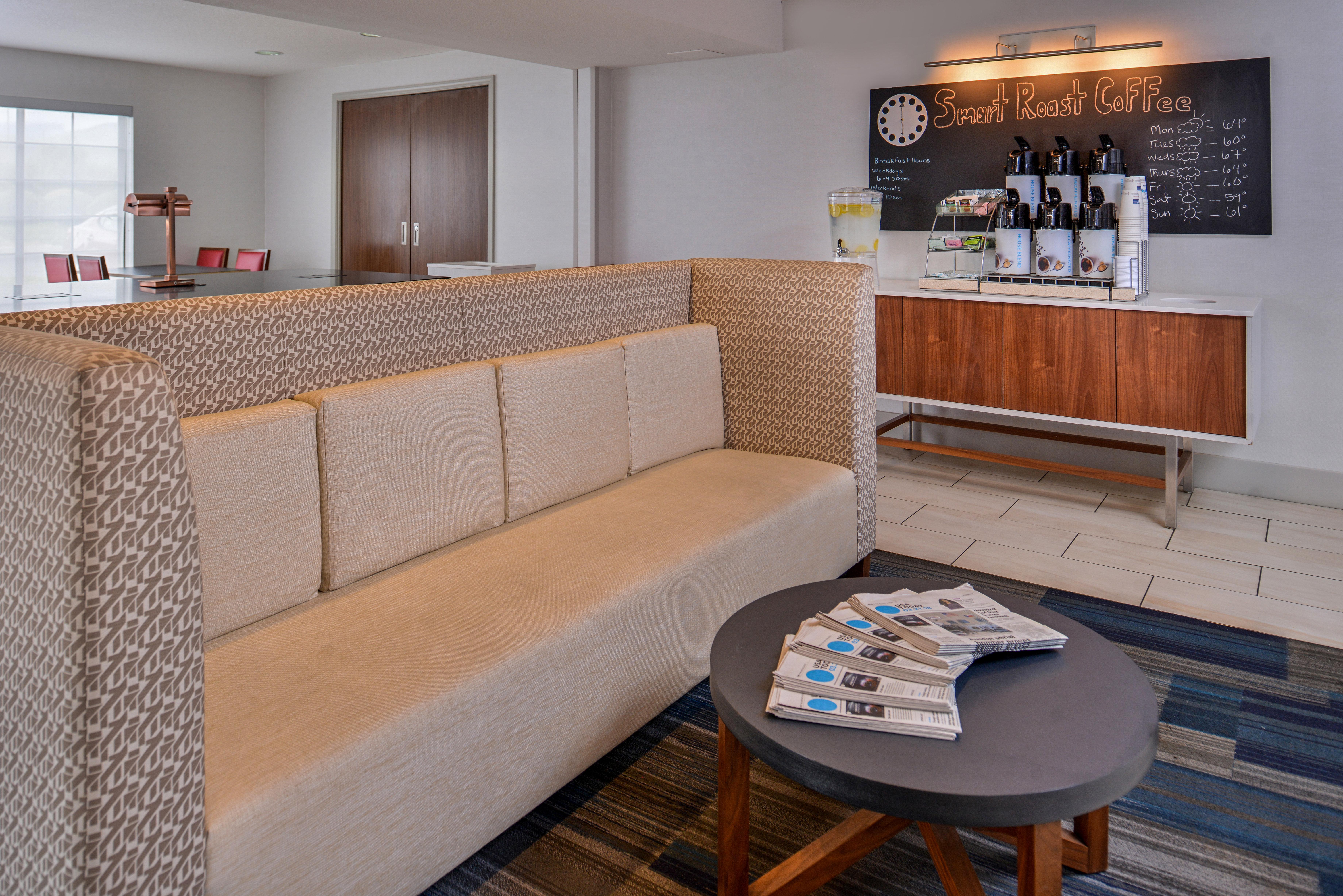 HOLIDAY INN EXP WESTLEY NORTH BY IH, photo 4