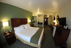  - Holiday Inn Express & Suites Cocoa - I-95, Exit 201