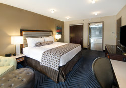  - Crowne Plaza Hotel Plainsboro