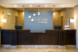  - Holiday Inn Express & Suites Northwood - I-35, Exit 214