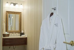  - Mount Vernon Grand Hotel