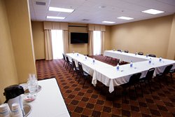  - Holiday Inn Express & Suites Mechanicsburg - I-81, Exit 61