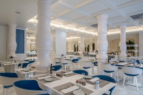 GRAN HOTEL MIRAMAR GL - Photo 28