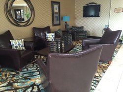  - Holiday Inn Express & Suites Council Bluffs - I-29, Exit 52