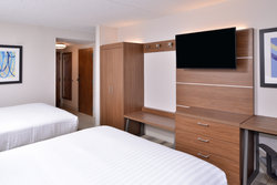  - Holiday Inn Express City Center Indianapolis - I-70, Exit 79A