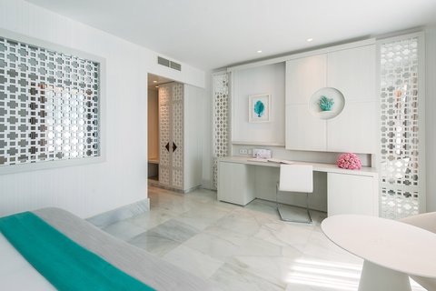 GRAN HOTEL MIRAMAR GL - Photo 23