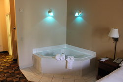  - Holiday Inn Express & Suites Thomasville