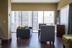  - Holiday Inn Downtown Houston