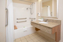  - Holiday Inn Express & Suites Abilene - I-70, Exit 275