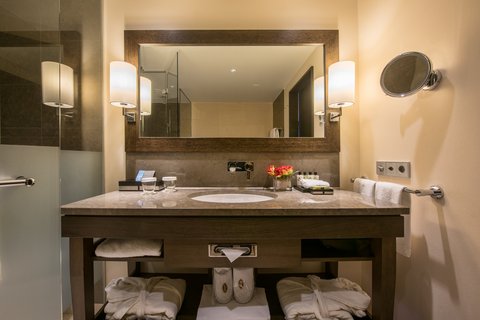 ALPENGOLD HOTEL - Photo 26