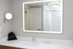  - Holiday Inn O'Hare Area Chicago - I-90, Exit 79A