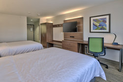  - Holiday Inn Express & Suites Portales