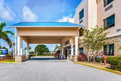  - Holiday Inn Express & Suites Lantana - I-95, Exit 60