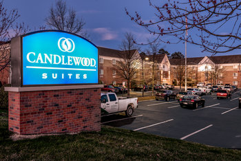 Candlewood Suites Richmond-West