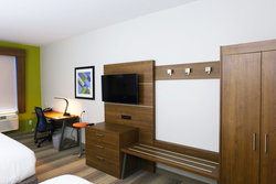  - Holiday Inn Express & Suites IAH Beltway 8 Houston
