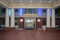  - Holiday Inn Express & Suites Gainesville - I-35, Exit 497