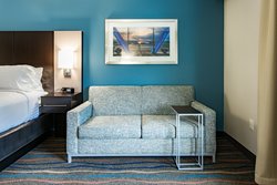  - Holiday Inn Hotel & Suites Downtown Chattanooga