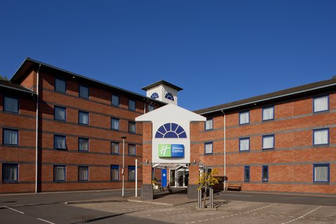 Welcome to Holiday Inn Express Droitwich.