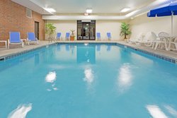  - Holiday Inn Express & Suites Kent - I-76, Exit 33