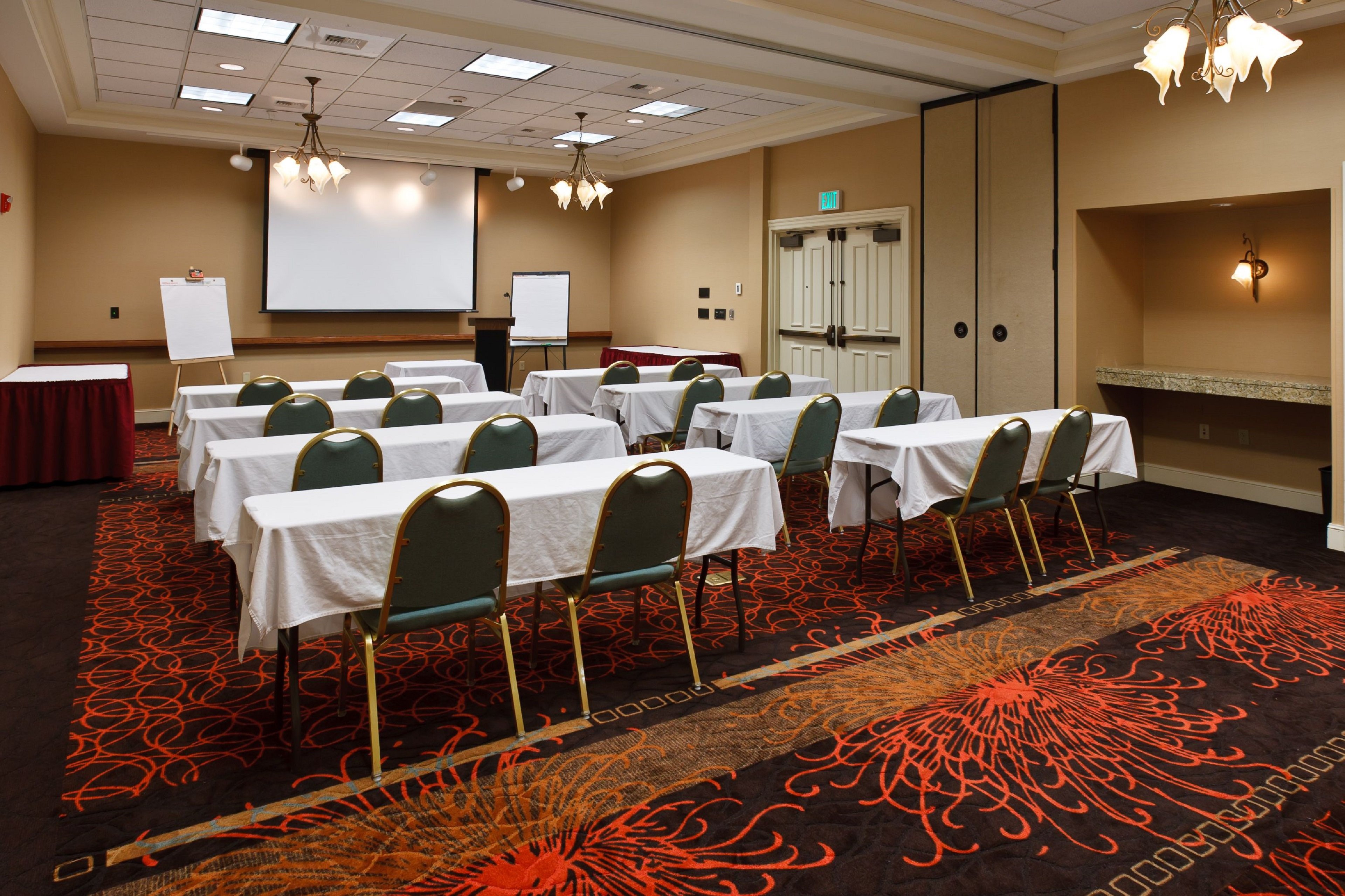 Colorado Springs Hotel Banquet Room for Meetings