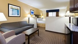  - Holiday Inn Express & Suites West Allentown