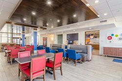  - Holiday Inn Express & Suites Atchison