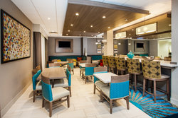  - Holiday Inn Express & Suites West Litchfield