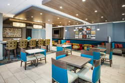  - Holiday Inn Express & Suites West Litchfield