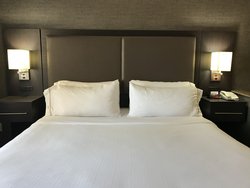  - Holiday Inn Express & Suites Barstow