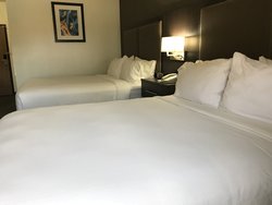  - Holiday Inn Express & Suites Barstow