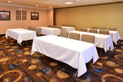  - Holiday Inn Express South Lathrop - I-5, Exit 463