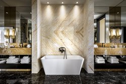  - Bisha Hotel Downtown Toronto