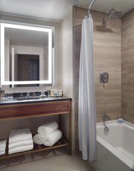  - Omni Hotel Richmond - I-95, Exit 74C