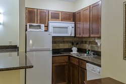 - Staybridge Suites Harrisburg - I-81, Exit 67