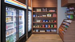  - Holiday Inn Express & Suites Entrance Airport Miami