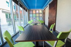  - Holiday Inn Express & Suites Entrance Airport Miami