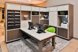  - Holiday Inn Airport Kansas City - I-29, Exit 13