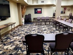  - Candlewood Suites Downtown San Antonio - I-10 & I-35, Exit 155B