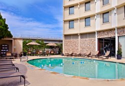  - Holiday Inn Market Center Dallas - I-35, Exit 430B
