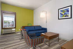  - Holiday Inn Express & Suites Airport Phoenix - I-10, Exit 151