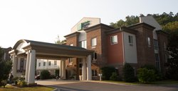  - Holiday Inn Express & Suites Cherokee