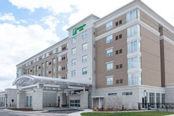  - Holiday Inn & Suites Farmington Hills