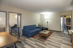  - Holiday Inn Express & Suites Medicine Hat