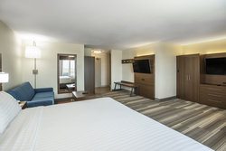  - Holiday Inn Express & Suites Medicine Hat