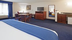  - Holiday Inn Express DeForest - I-39, I-90 & I-94, Exit 126