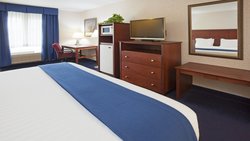  - Holiday Inn Express DeForest - I-39, I-90 & I-94, Exit 126