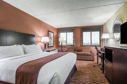  - Holiday Inn Manitowoc - I-43, Exit 149