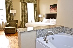  - Holiday Inn Express Downtown Cleveland - I-90, Exit 172A & 173A