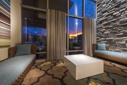  - Holiday Inn Express & Suites Downtown Colorado Springs - I-25, Exit 142