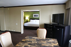 - Holiday Inn Oakbrook Terrace